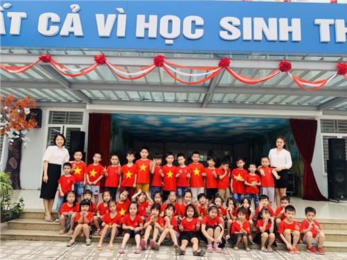 Hoạt động trải nghiệm tham quan trường Tiểu học của các bạn học sinh Khối MG Lớn trường MN Sơn Ca
